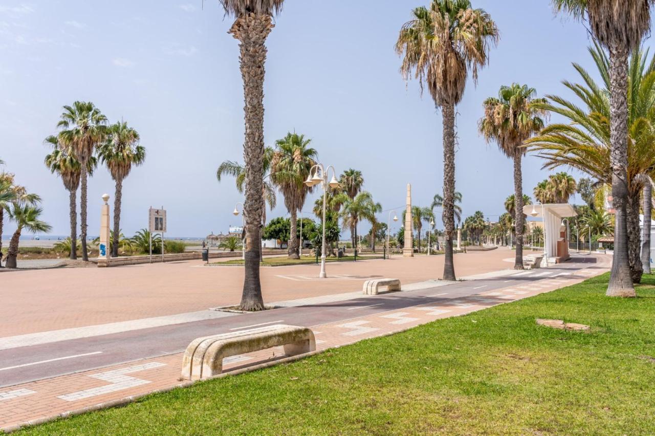 Lujo Frente Al Mar. Luxury On The Beachfront. Motril Exteriér fotografie